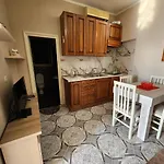 Orange * Vlorë