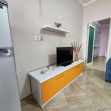 Orange * Vlore