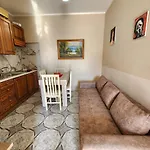 Orange * Vlorë