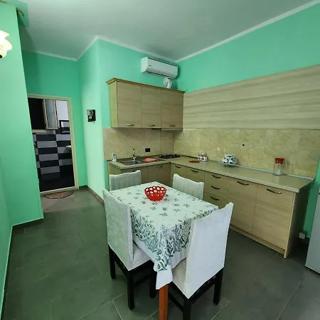 Orange Apartament Wlora